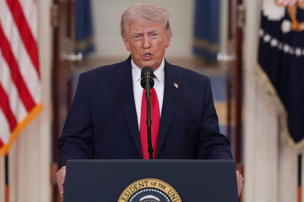 Președintele SUA Donald Trump a declarat miercuri seara, într-un discurs televizat adresat națiunii, că războiul cu Iranul se va încheia în curând, însă fără a oferi un calendar clar, ceea ce a generat nemulțumirea și îngrijorarea opiniei publice și a piețelor financiare globale