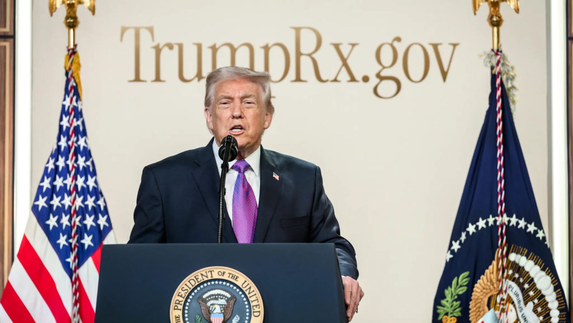 SUA și Iranul, la negocieri de pace. Trump: Strâmtoarea Ormuz, deschisă curând
