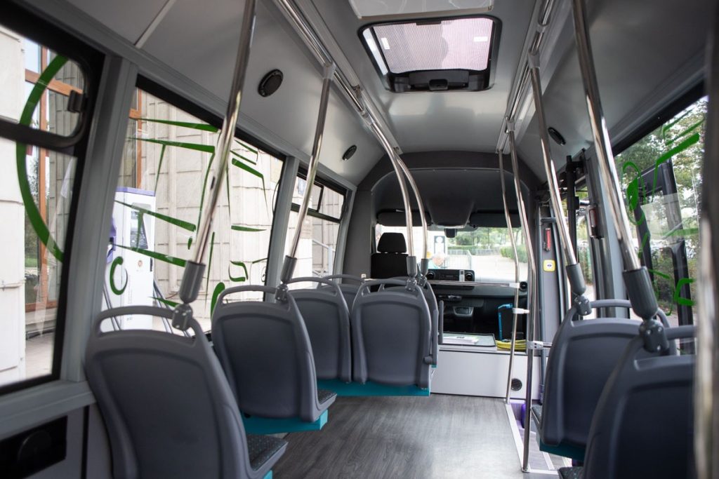 Microbuze electrice ieftinite la Iași: Afacere cu iz de „șmen”?