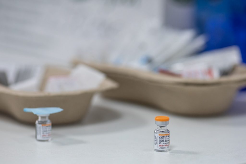 Dezinformarea anti-vaccinare: Medicul avertizează asupra siguranței naționale