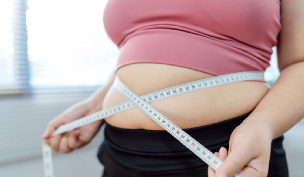 Grăsime sau apă? Cum îți dai seama după Paște, fără diete drastice