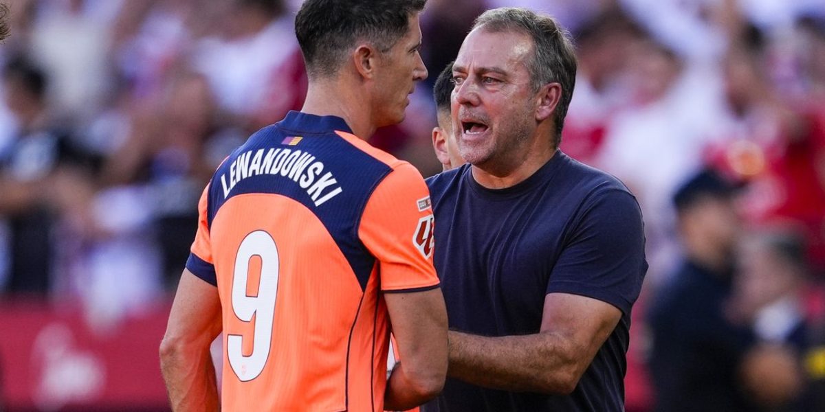 Flick traci cierpliwość? Tak odpowiedział na pytanie o Lewandowskiego