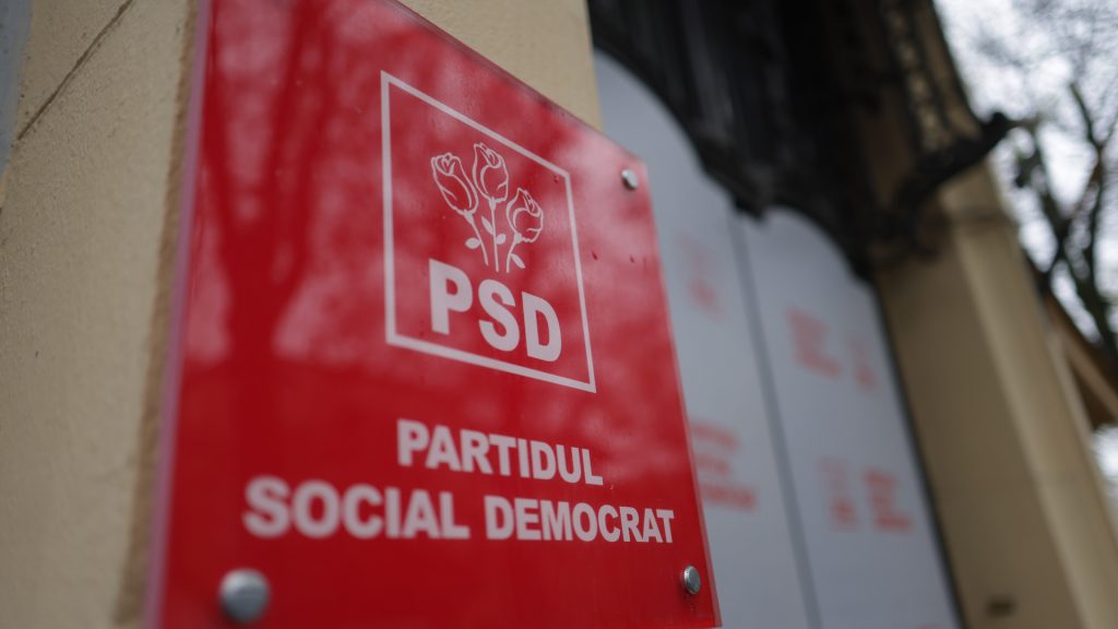 PSD dă în judecată glumele online: CNCD și Parchetul, sesizate!