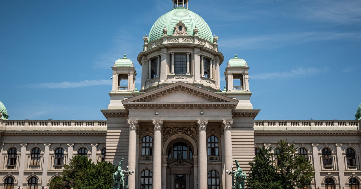 UE taie Serbia de la fonduri: Până la 1,5 miliarde € din cauza democrației