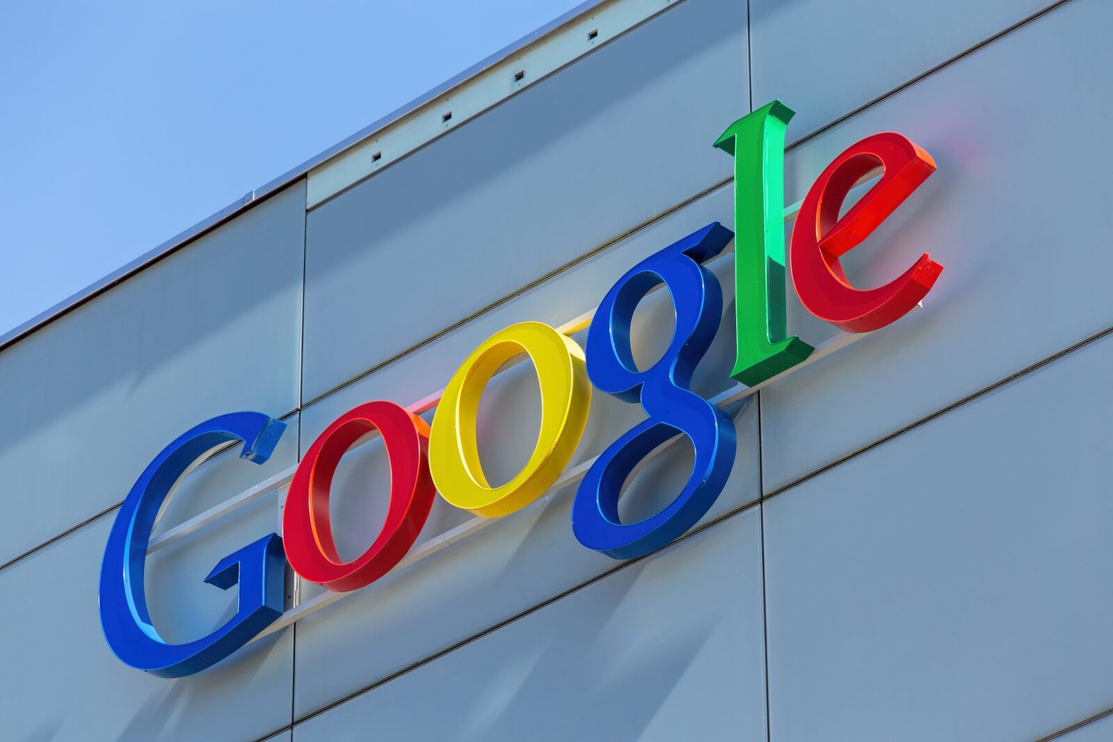 Google, măsuri drastice: 602 milioane de reclame false, șterse în 2025