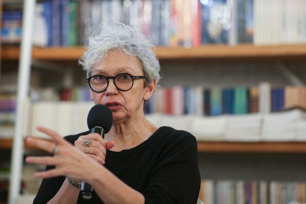 Oana PELLEA, reacție DURĂ după afișul cu Nea Marin: „Ce țară e asta?” Managerul localului răspunde