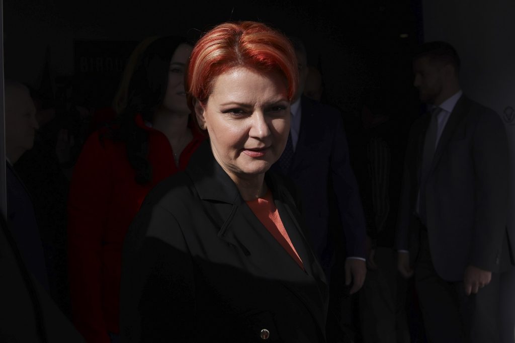Lia Olguța Vasilescu, presiuni pentru demisia lui Bolojan. Grindeanu, în vizor