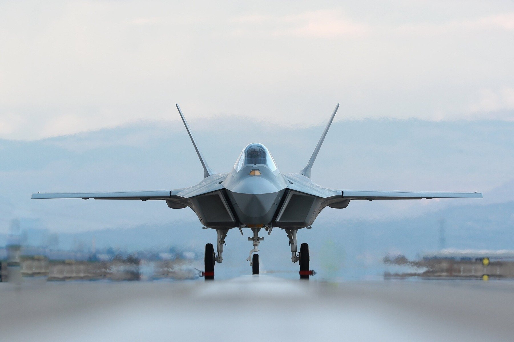 Canada, curtare pentru super-avion: intră în proiect cu Marea Britanie, Italia, Japonia