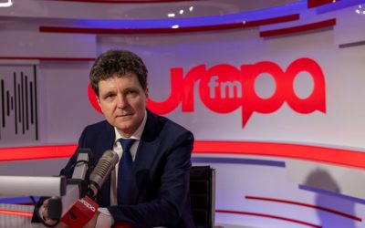 Război mediatic: Europa FM VS Realitatea Plus după interviul cu Nicușor Dan