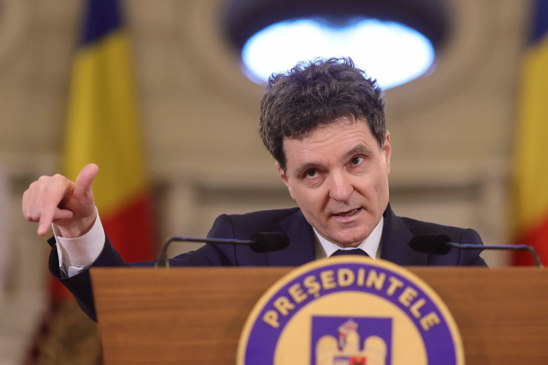 Nicușor Dan, despre „execuția” lui Bolojan: „Criza politică, la debut”