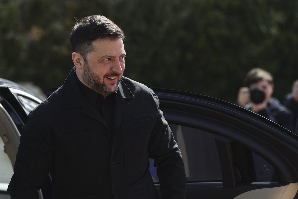 Președintele ucrainean Volodimir Zelenski a avut o întâlnire cu reprezentanți ai minorității maghiare din Transcarpatia, un gest cu o puternică încărcătură simbolică, în contextul alegerilor parlamentare din Ungaria
