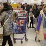 Programul magazinelor de Paște 2026: Zilele în care supermarketurile sunt închise. Singura locație deschisă duminică, 12 aprilie