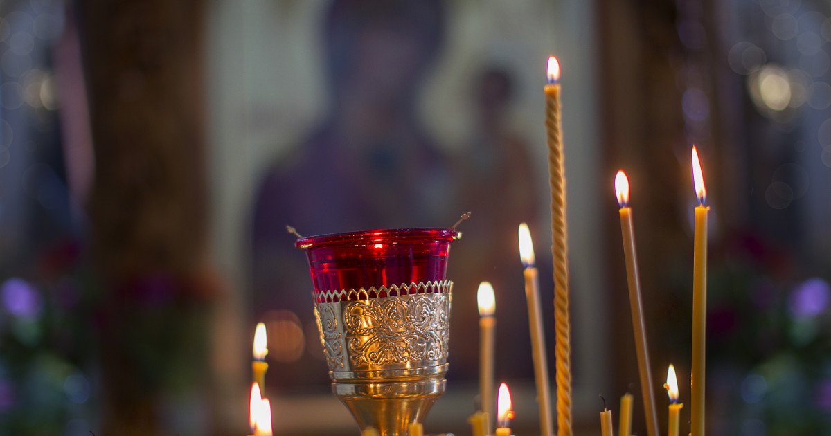 Sâmbăta Mare 2026: Tradiții esențiale pentru noaptea de Înviere în România