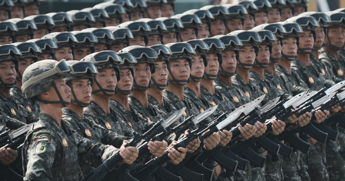 China: Inteligența Artificială militară zdrobește comandanții umani la asalt, cu 90% precizie