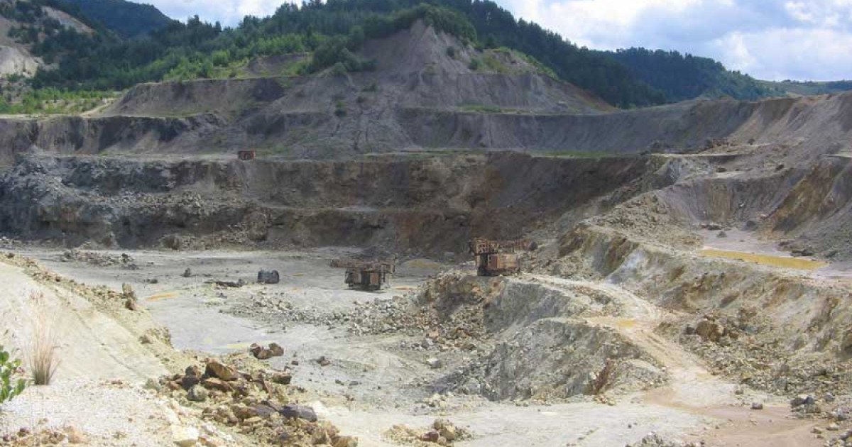 Organizații neguvernamentale avertizează asupra proiectului de lege L143/2026 Un număr de 35 de organizații neguvernamentale din România au transmis marți o scrisoare oficială către președintele Comisiei Europene, Ursula von der Leyen, și către Secretarul General Adjunct, Viviane d’Udekem d’Acoz