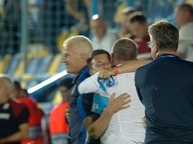 Antrenorul X, după discuții cu Gigi Becali, și-a luat licența PRO
