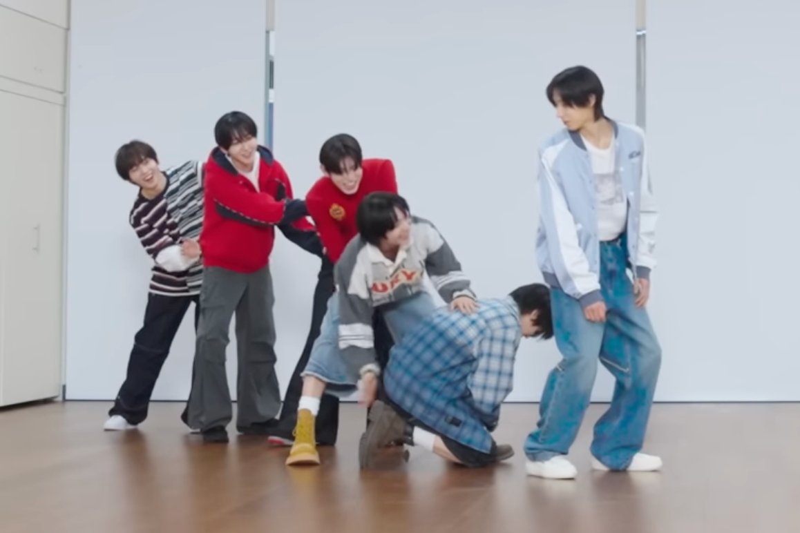 Watch: KickFlip Gets Chaotic In Boisterous Dance Practice Video For "Eye-Poppin'"