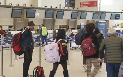 Kerosenul a scumpit vacanțele: Agențiile de turism impun taxe suplimentare