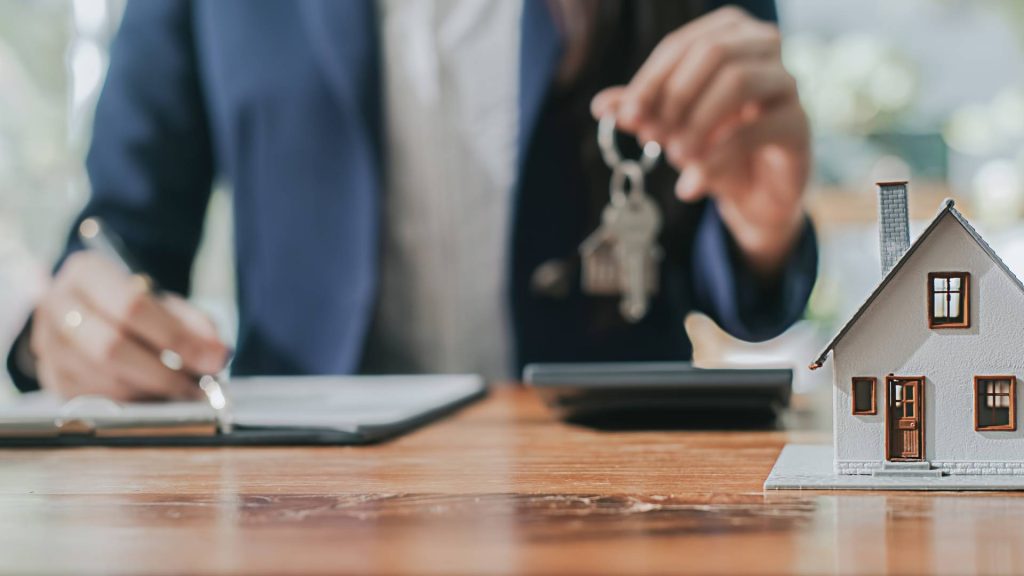 Achiziția unui apartament, fie vechi, fie nou, necesită o atenție deosebită în momentul vizionării și în analizele preliminare