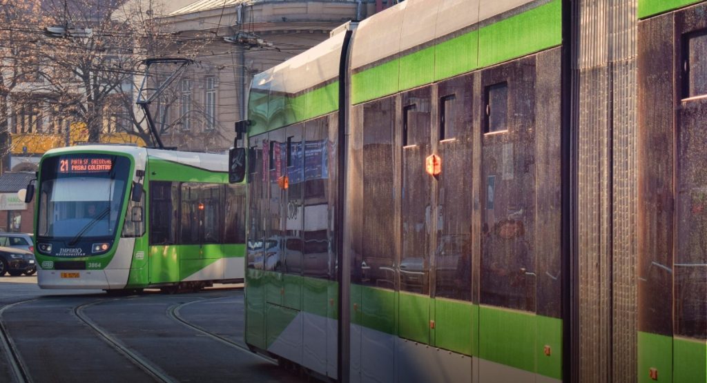 Tramvaiul 21, SUSPENDAT în weekend: Vezi traseele de autobuz deviat