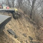 Drum blocat de 3 luni între Câmpina și DN1: Lucrările întârzie, localnicii, la ocoluri