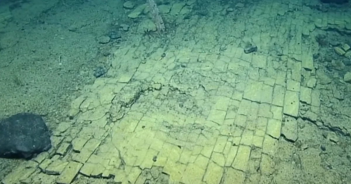 Atlantida, DEZVĂLUIRI FABULOASE! Ce au găsit cercetătorii SUB apă, la 3.000m adâncime