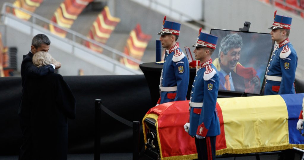 Misterul absenței lui Nicușor Dan la catafalcul lui Mircea Lucescu