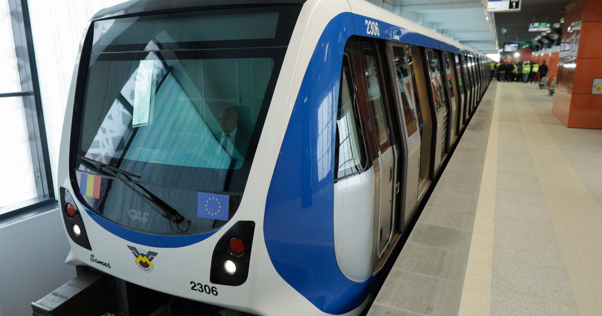 Fum la metroul bucureștean: Panică în stație, pasagerii evacuați luni dimineață