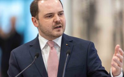 MDQ0ZmUyNDhkYWIxNmQ4NWU2MWVmZTIwOThkZjA0ZQ.thumb_.jpg - StiriAlese