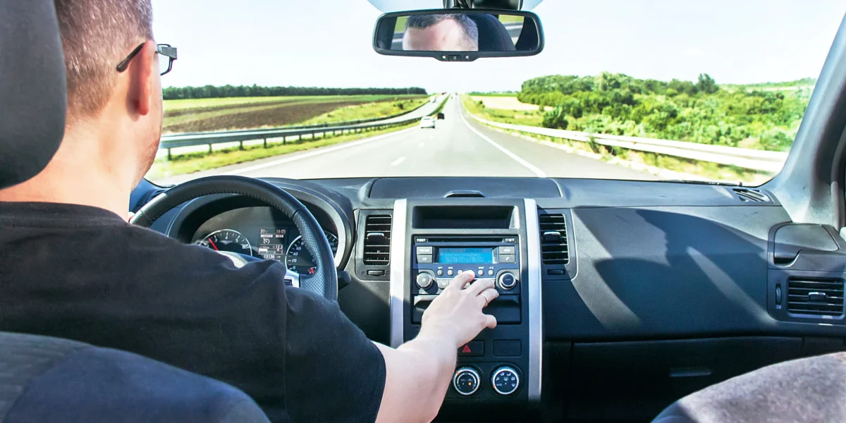 Radarele de viteză medie vin în România: Cum sunt prinși șoferii