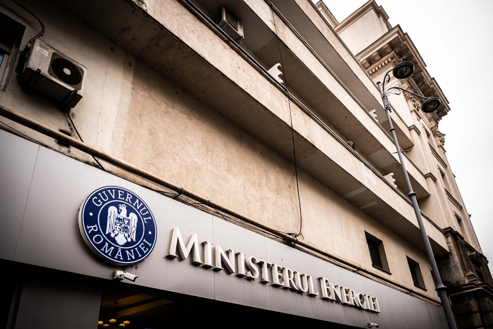 Ministerul Energiei, mutat oficial: Noul sediu, de la Poșta Română. Cât economisește?