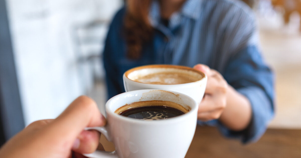 Cafeaua, elixir pentru creier? Câte căni pe zi NU riscă sănătatea mintală