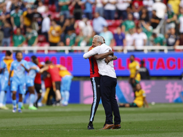 N2RjZjJiZjNlNjQxZmNkODdjZTg0NWI4ODEwNDJlYg.thumb_.jpg - StiriAlese