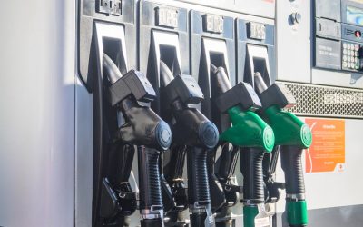Motorina, sub 9 lei/litru, după o lună: Scădere record la pompă în România