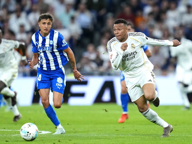 Real Madrid – Alaves: Spectacol cu goluri și bare, „Galacticii” la 6 puncte de Barcelona!