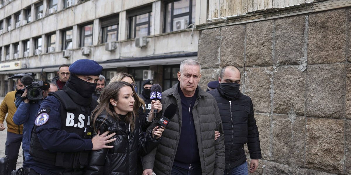 Cristian Anton, șeful ARR, arestat: Ce rol avea în schema de fraudare a examenelor?