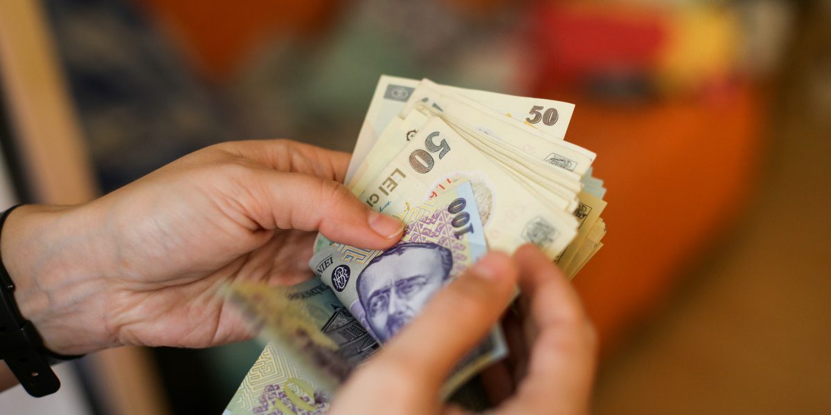 Alocațiile și indemnizațiile sociale se achită mai devreme în aprilie, anunță ANPIS