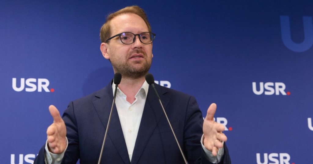 Fritz, atac frontal PSD: Vreți butoanele înapoi, ca pe vremea lui Ciucă și Ciolacu