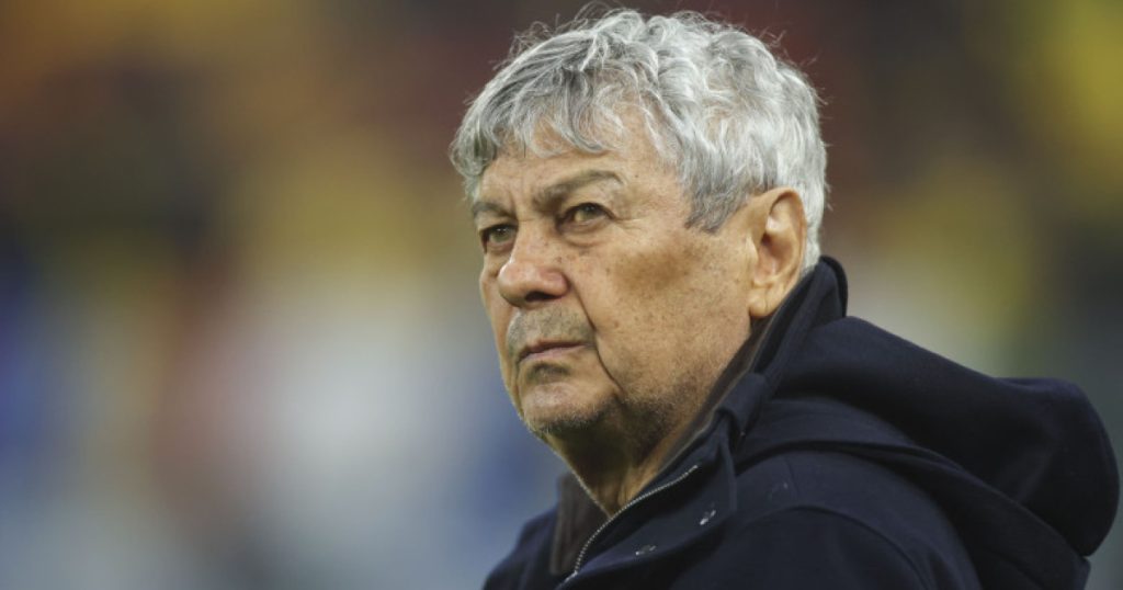 Stare critică pentru Mircea Lucescu, după multiple AVC-uri și complicații debilitante Mircea Lucescu, fostul selecționer al naționalei de fotbal a României, se află într-o stare gravă, după ce a suferit mai multe accidente vasculare cerebrale, iar medicii de la Spitalul Universitar București nu au adus vești bune despre evoluția sa