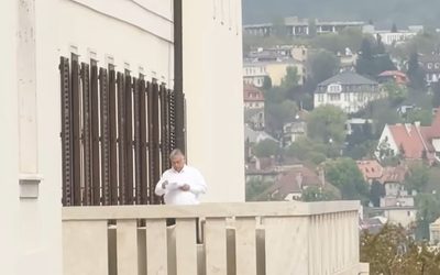 Orban, filmat pe balcon de Peter Magyar: Moment-șoc în Ungaria