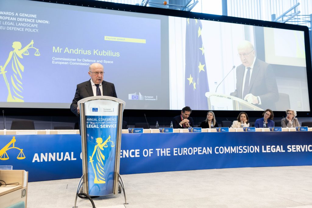 Kubilius zguduie apărarea UE: Tratatele, sub semnul întrebării