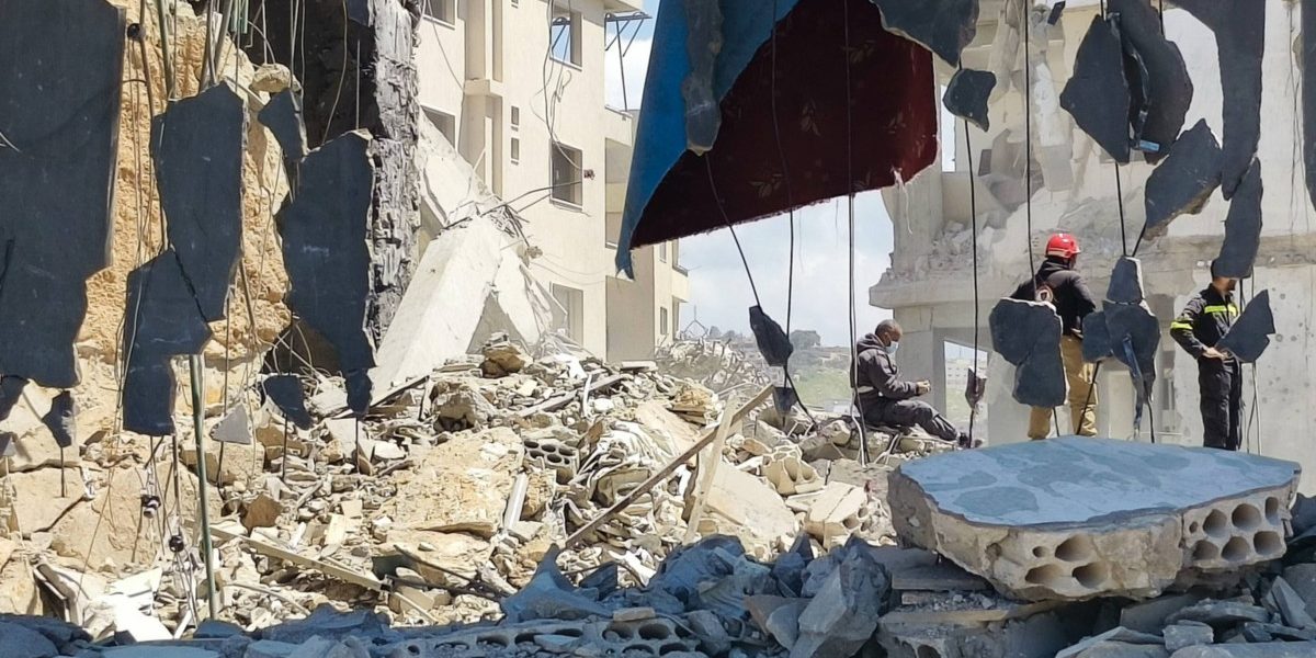 VANCE: Acord ratat în Orient. Iranul acuză SUA de pretenții