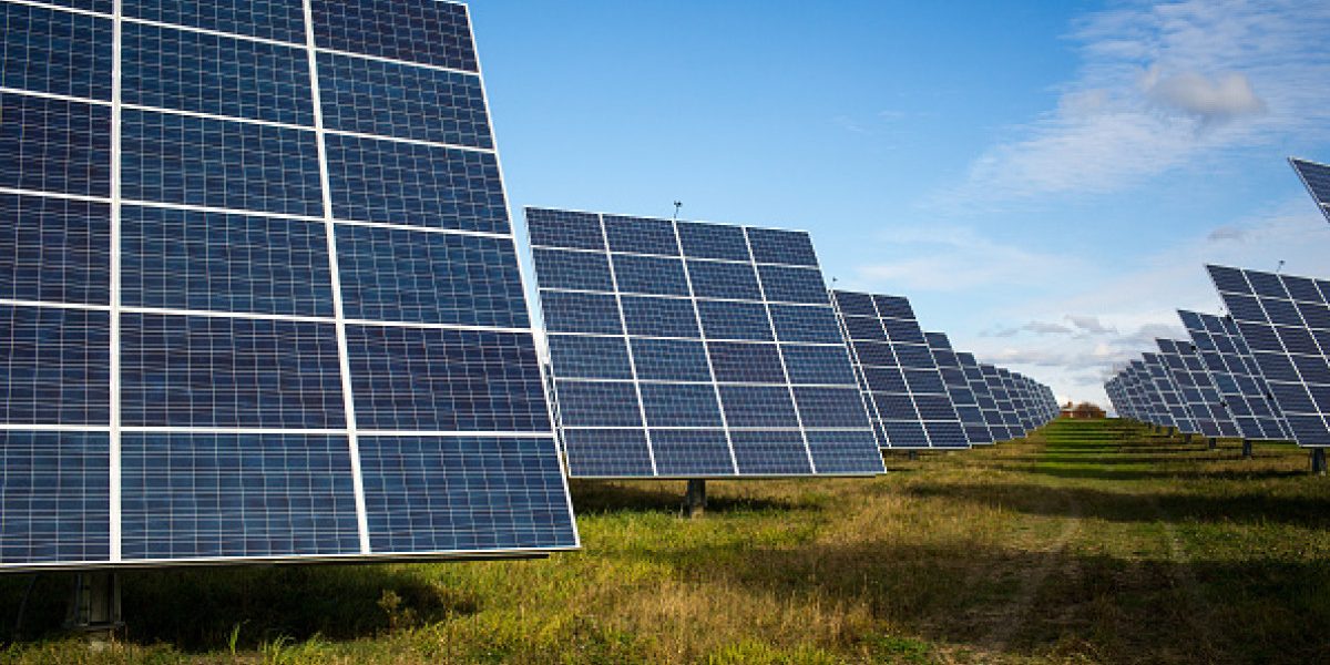 Bolojan: 90% din avizele electrice, pentru afaceri speculative