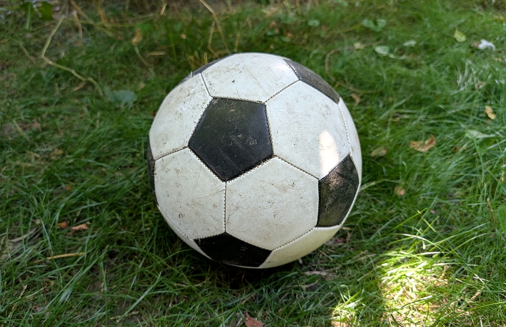 Atac armat sângeros: Fotbalist ghanez ucis după atentat asupra echipei sale