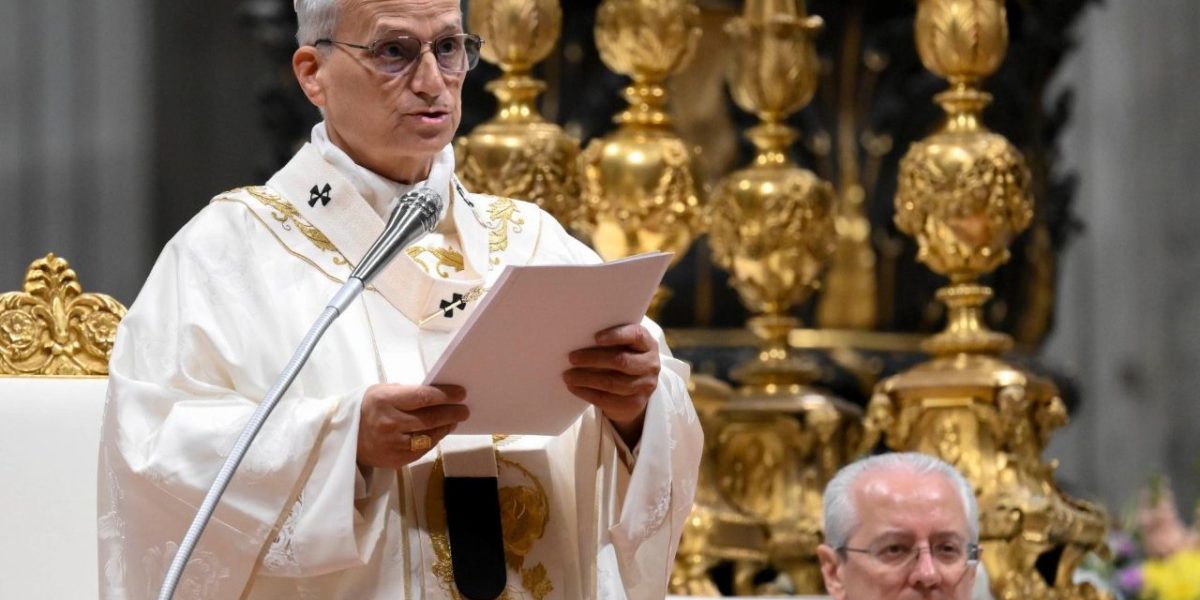 Pope: Easter drives out hatred and brings down the mighty