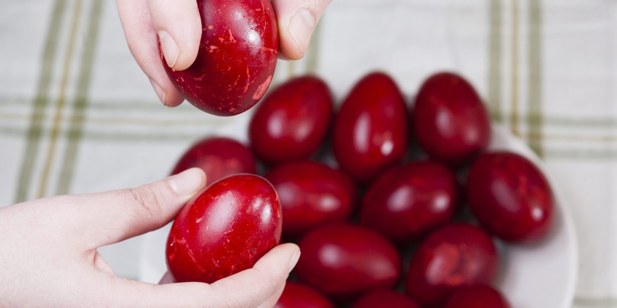 Paste-oua-rosii-oua-de-Paste-scaled-e1713893546311.jpg - StiriAlese