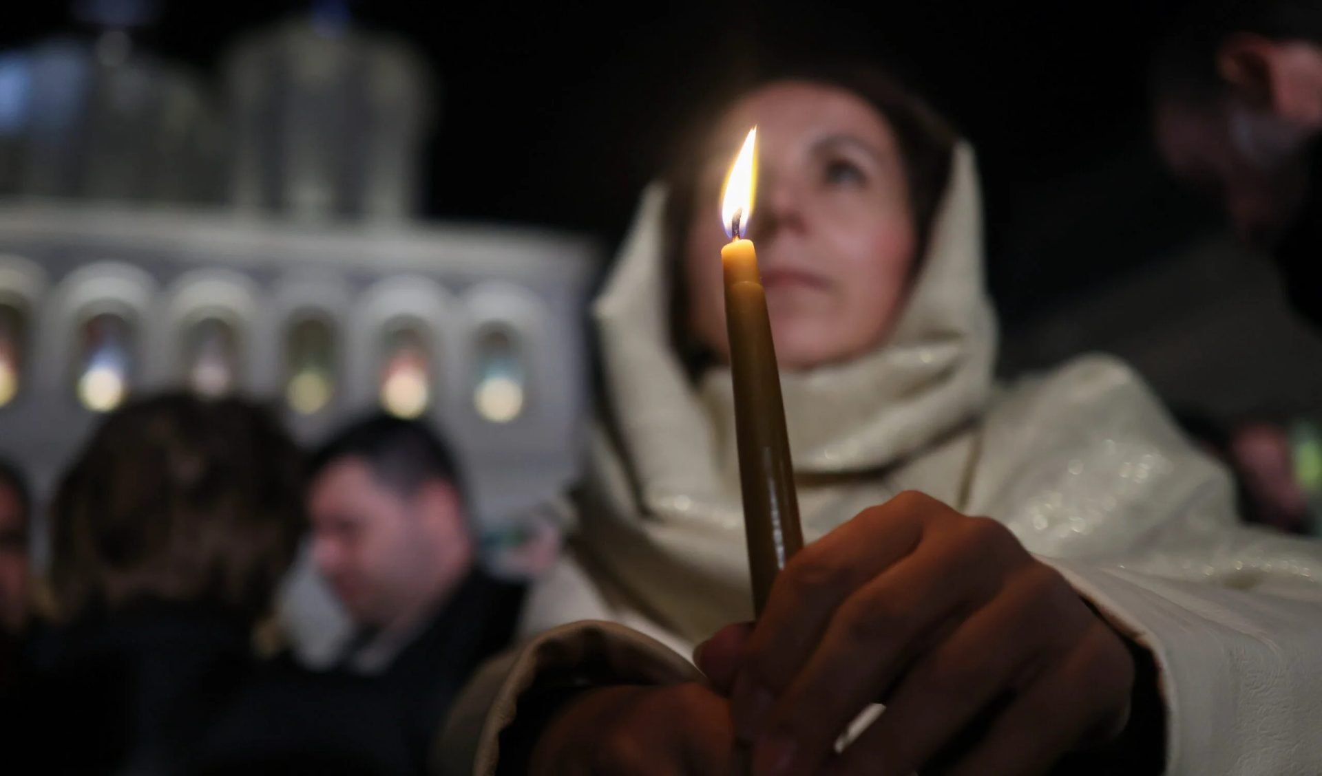 Paște: Ce trebuie să facă românii credincioși în noaptea de Înviere și-n ziua sfântă