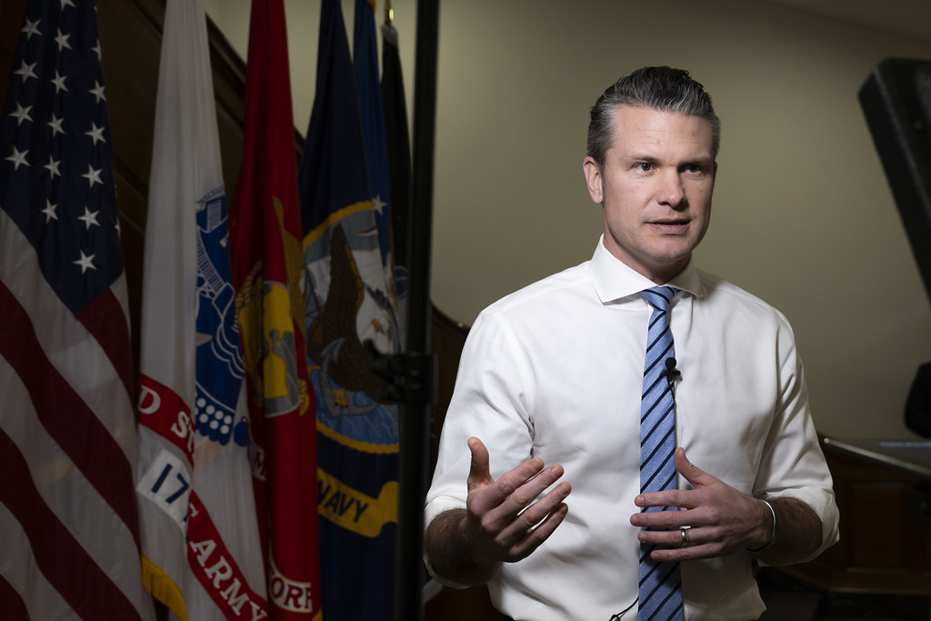 Șeful Pentagonului: SUA, gata de atac asupra Iranului, dacă negocierile pică