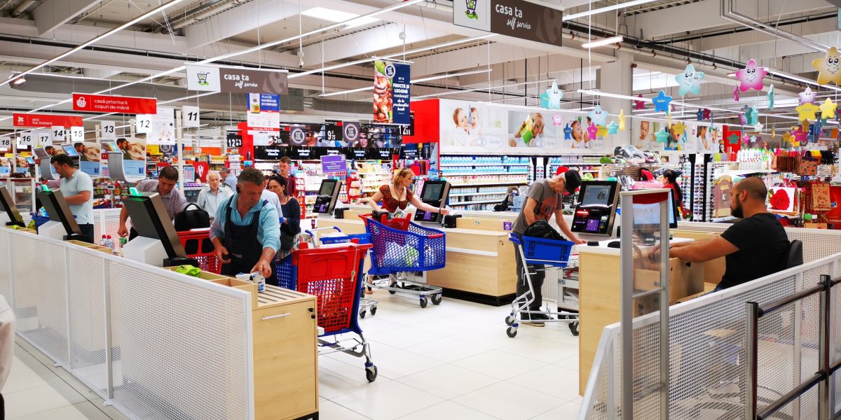 Programul magazinelor de Paște 2026