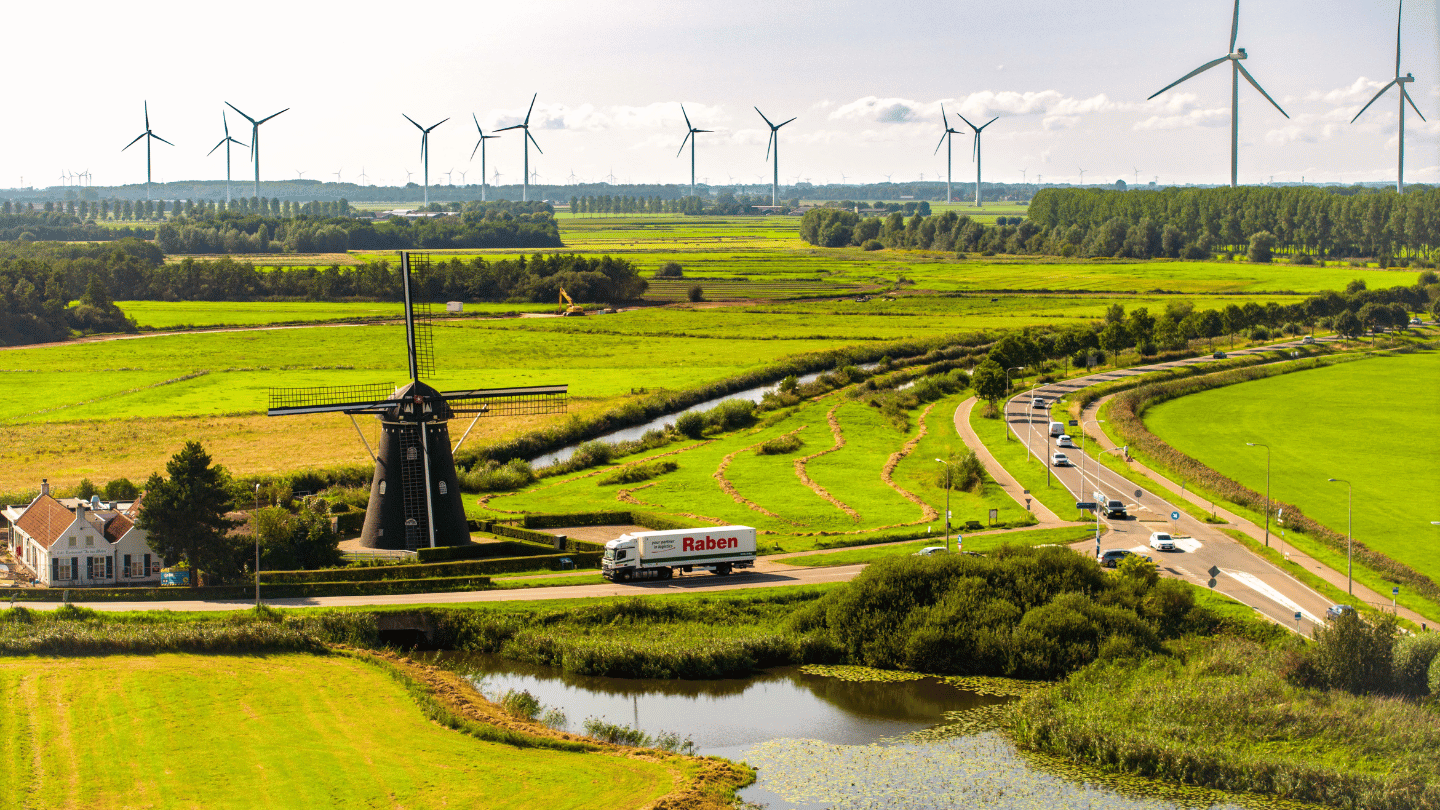 Scumpirea carburanților afectează semnificativ sectorul logistic, însă impactul asupra costurilor finale ale produselor rămâne relativ redus, dat fiind faptul că transportul reprezintă doar o parte din prețul de vânzare al bunurilor